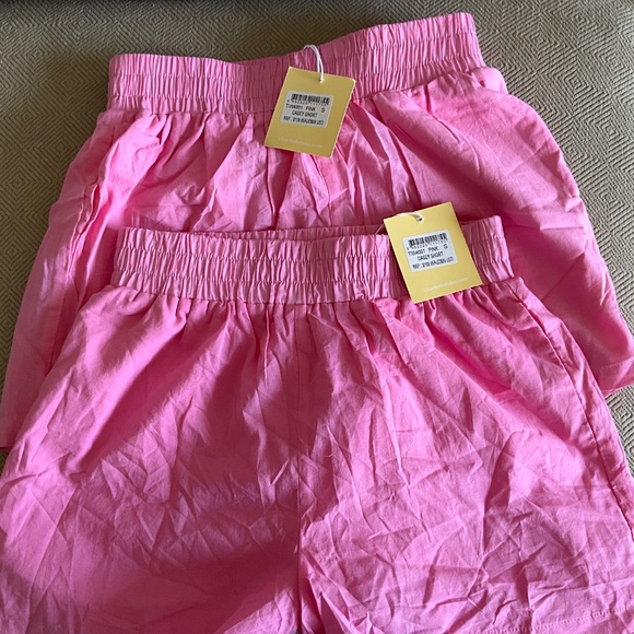 NWT TWO PAIRS Charlie Holiday Casey Pink Shorts SIZE SMALL - Picture 2 of 2